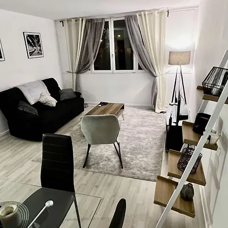 Colombes Home Buitenkant foto