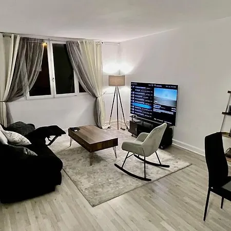 Colombes Home Buitenkant foto